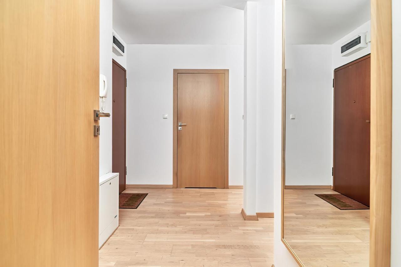 Apartament Spizowa Z Balkonem Wroclaw By Noclegi Renters Eksteriør billede